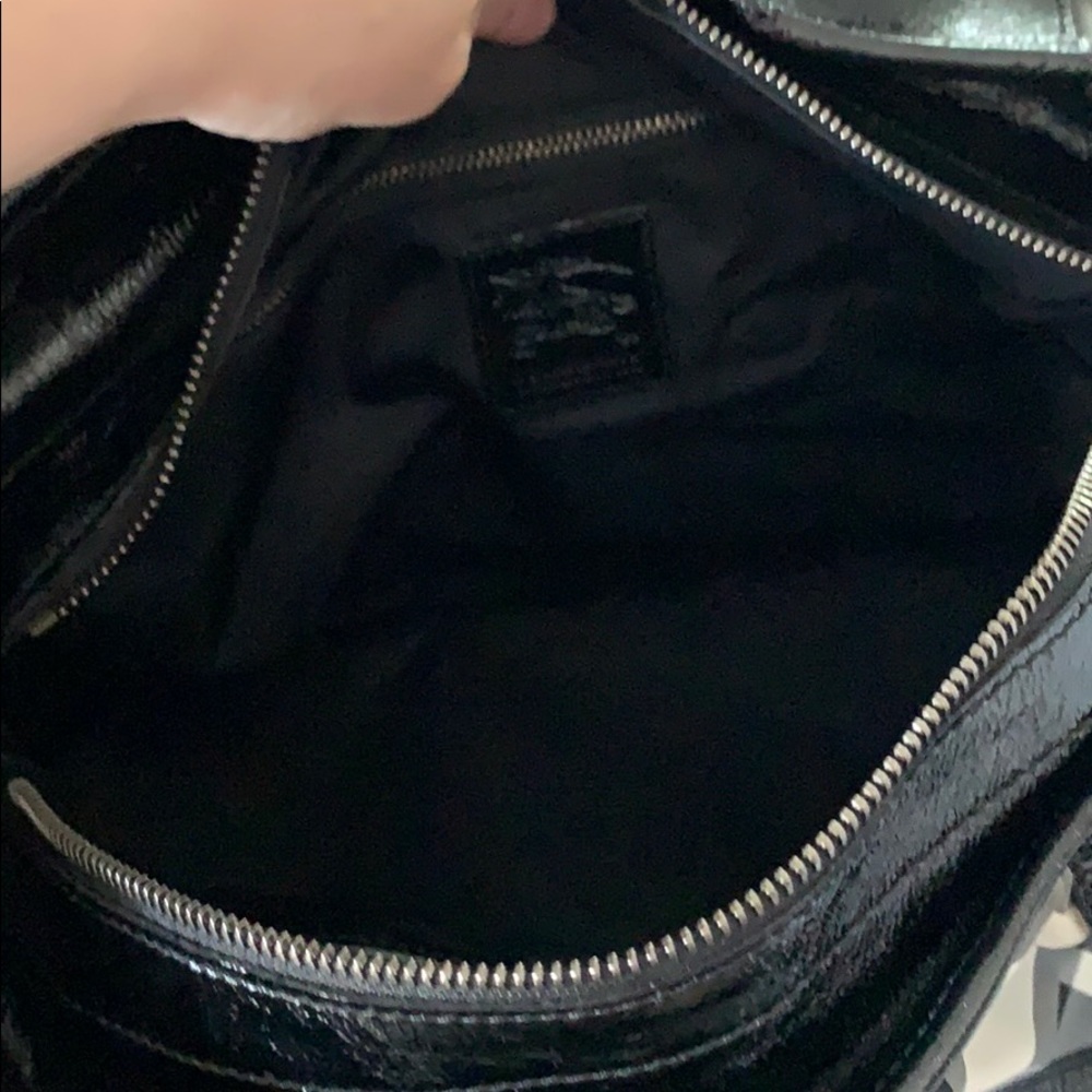 Authentic Burberry bag. - Picture 4 of 5